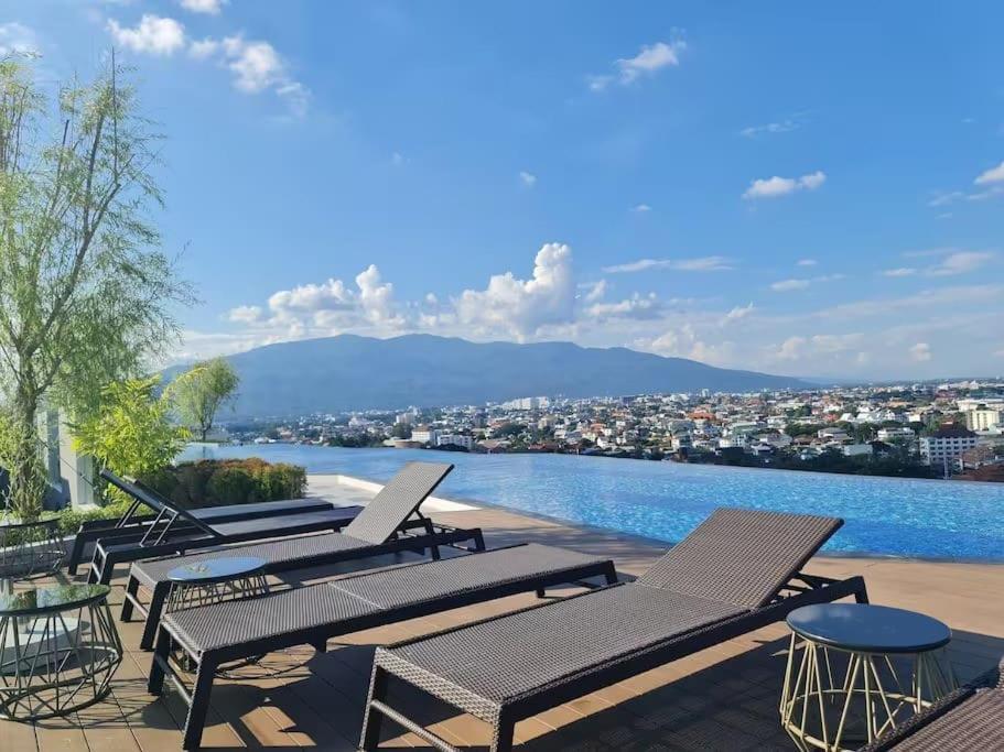 Appartement Astra Sky River无边泳池奢华温馨97㎡大三卧山景套房 à Chiang Mai Extérieur photo