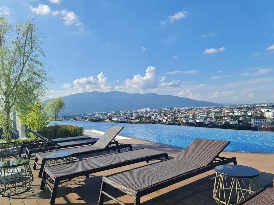 Astra Sky River无边泳池奢华温馨97㎡大三卧山景套房 Chiang Mai Extérieur photo
